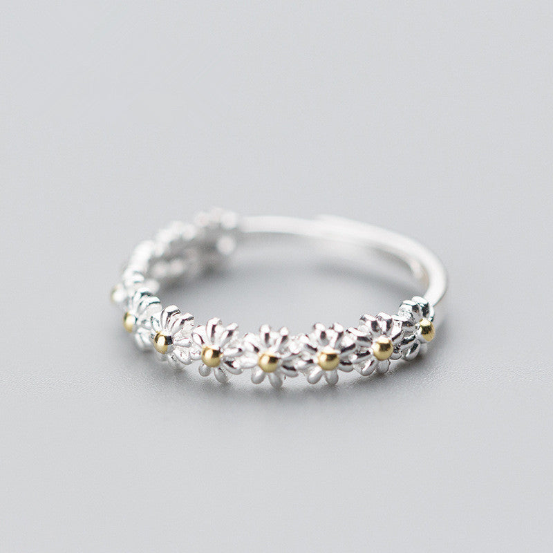 Adjustable Little Daisy Ring