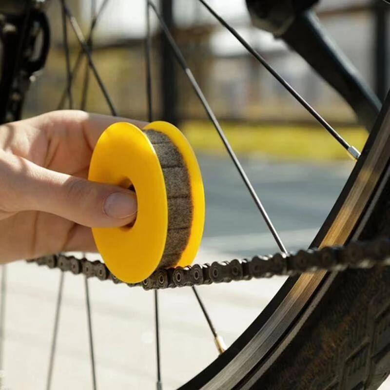 Bicycle Chain Gear Oiler